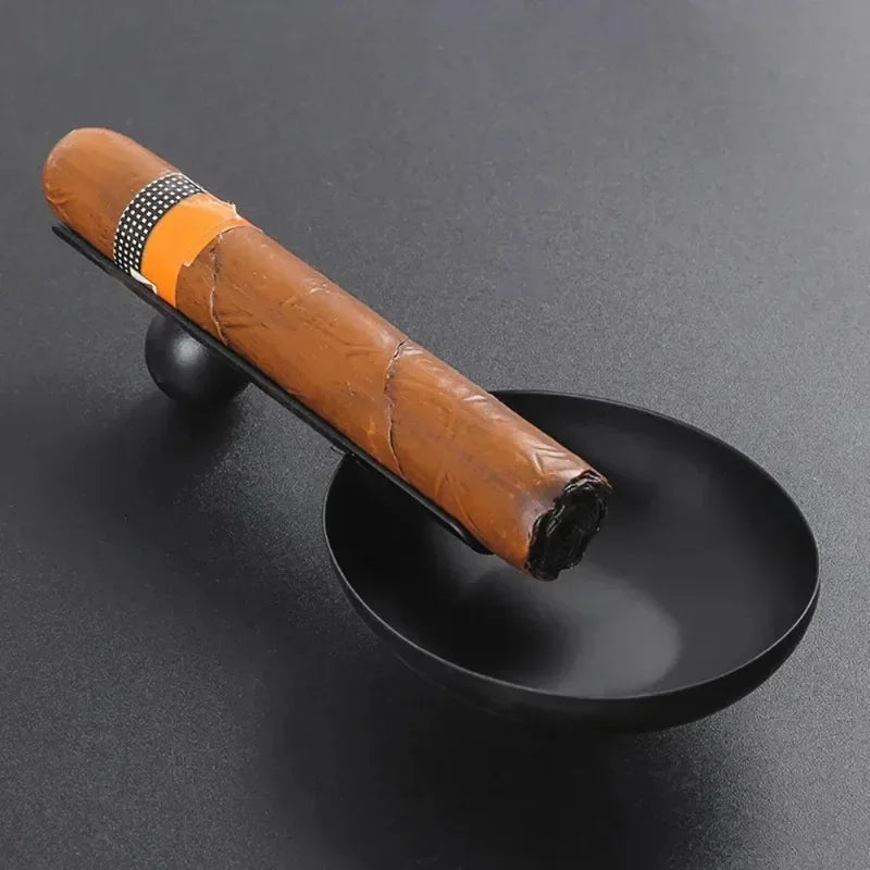 Stainless steel spoon shaped cigar ashtray portable metal European style cigar holder