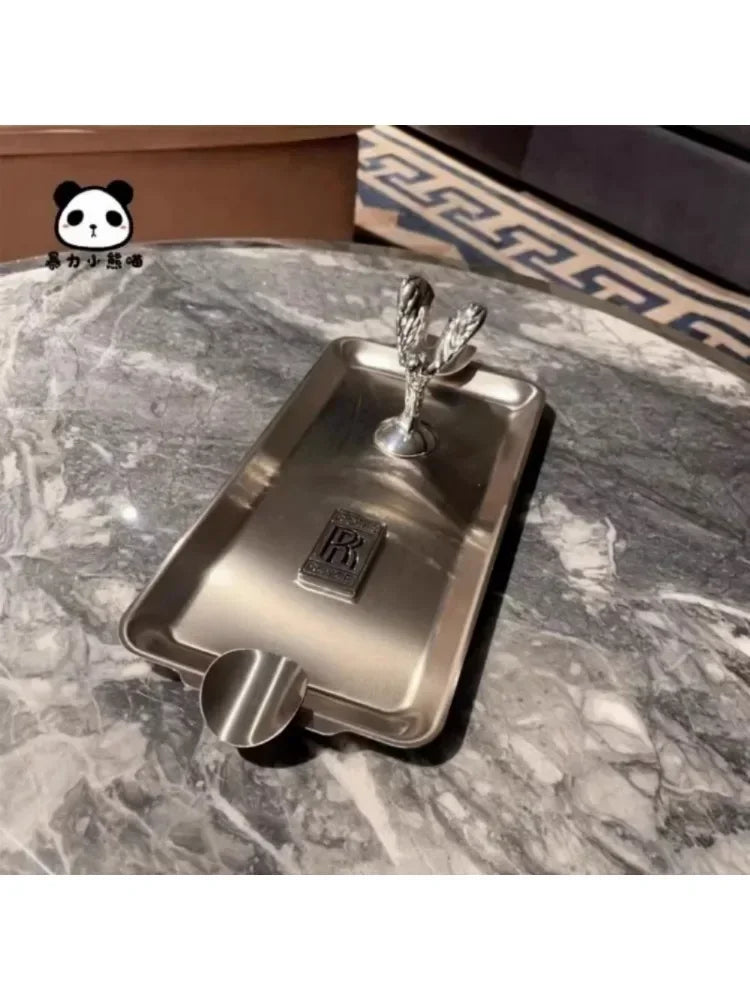 President's ultra luxurious Rolls Royce stainless steel decorative cigar ashtray, trendy decorative ornaments