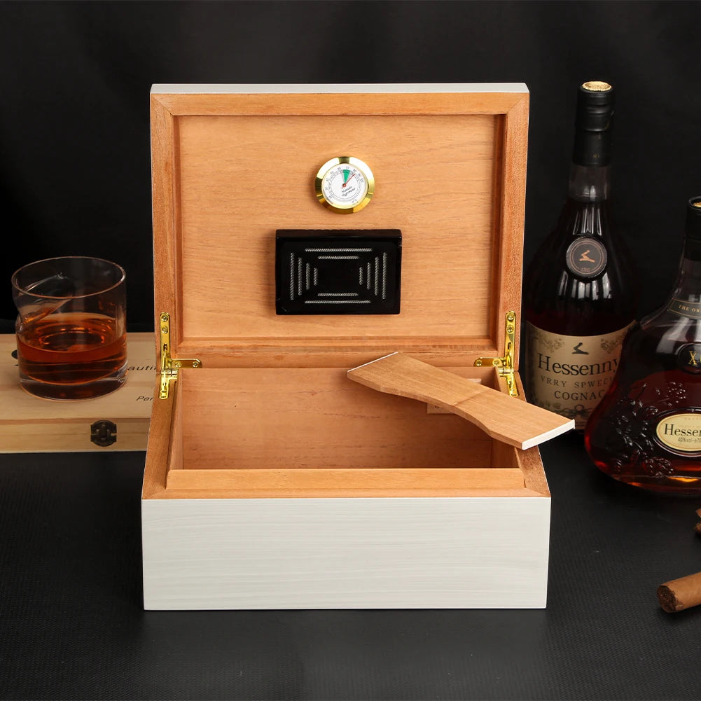 Galiner White Cedar Wood Cigar Humidor