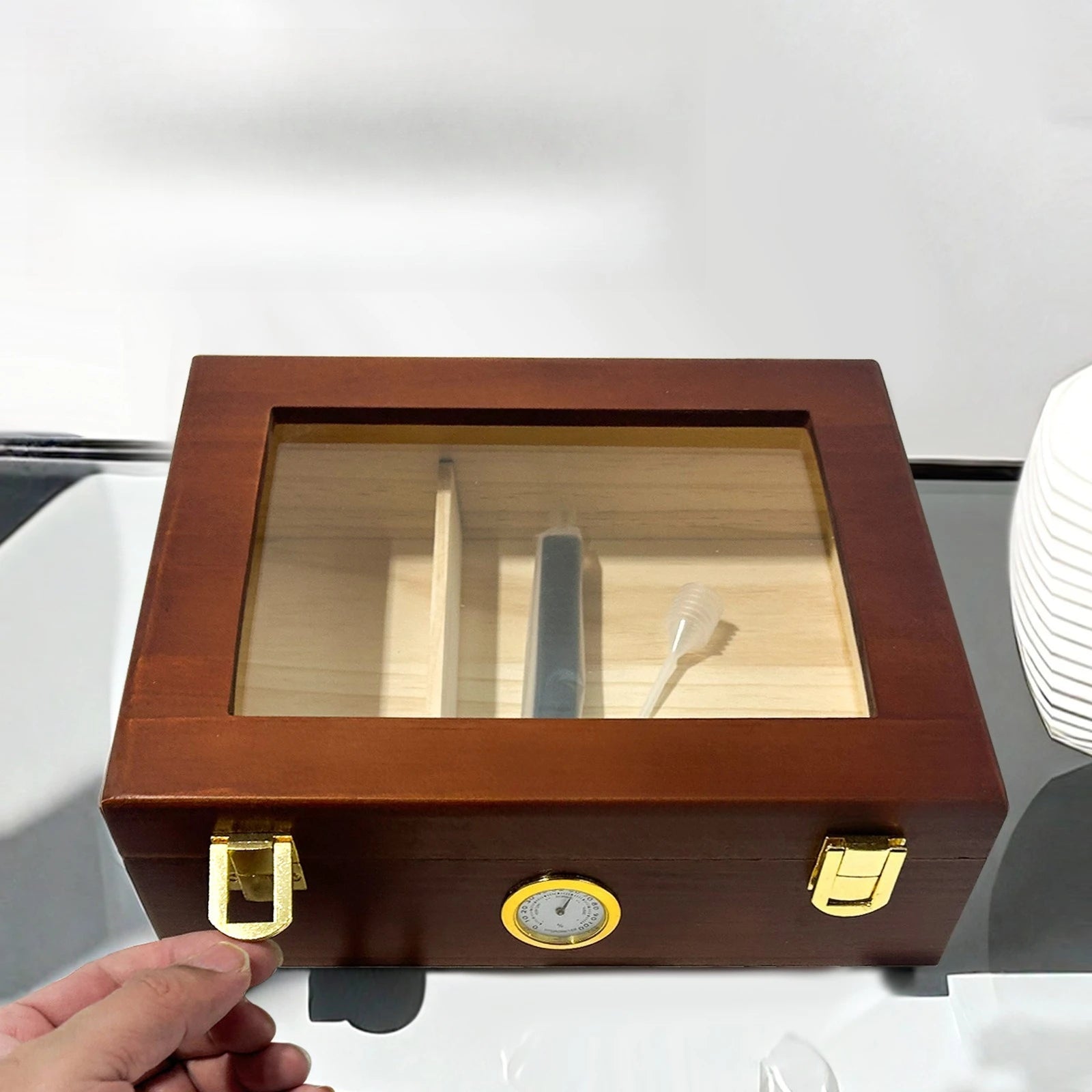 Black Flip-Top Humidor