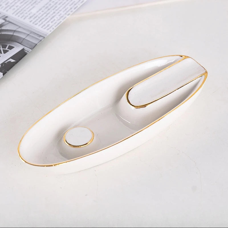 Unique Design Ceramic Ashtray