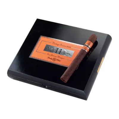 Rocky Patel Vintage 2006 Toro